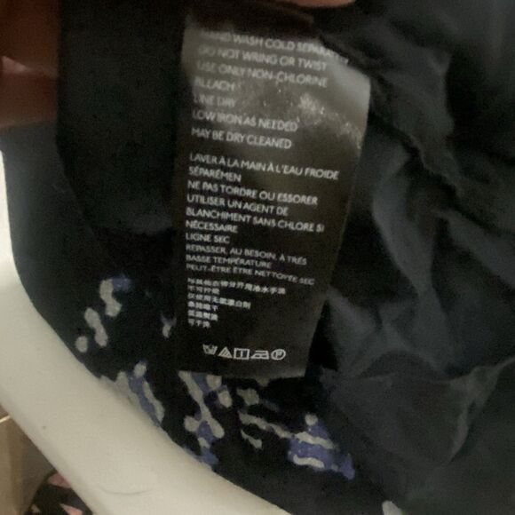 Anthropologie Astrid Needlepoint Mini Dress Navy Black Floral Cottagecore Size M - Picture 11 of 16